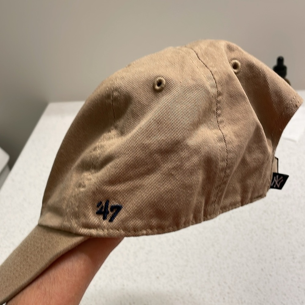 New York Yankees MLB '47 CLEAN UP - Picture 3 of 3